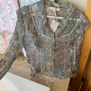 No longer available Beatrix blouse.